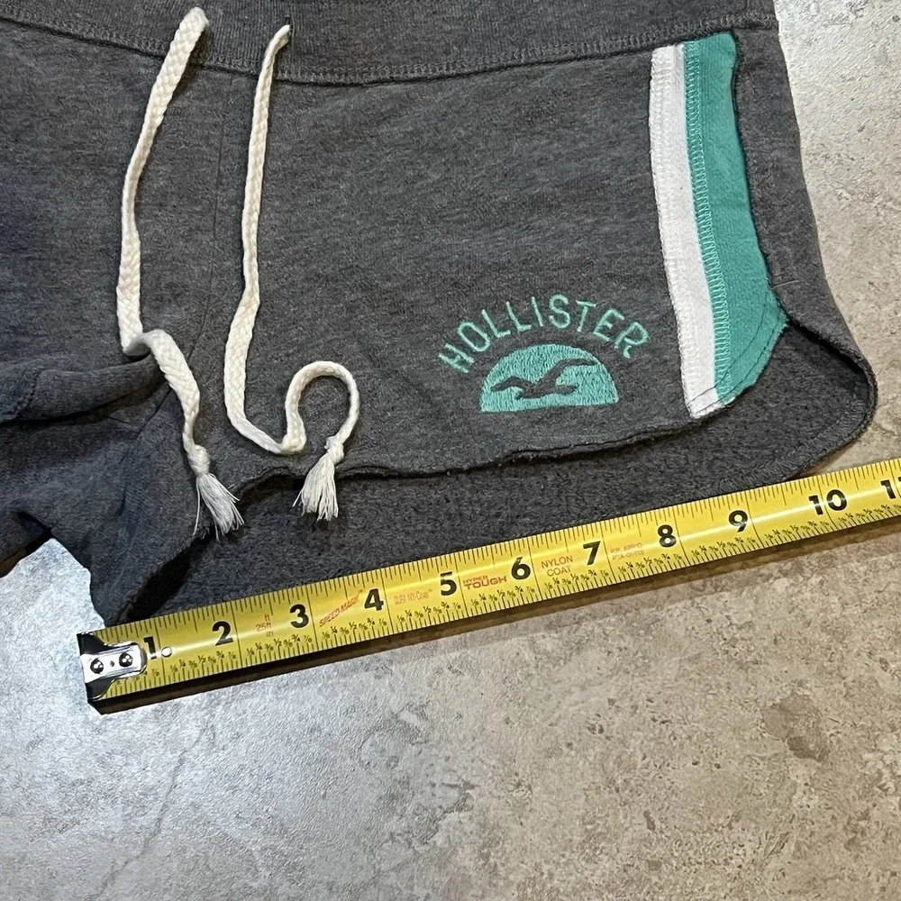Hollister Y2K, Booty Shorts, Low Rise Mini Shorts, Gray Drawstring,Size S 2000s - Picture 3 of 9